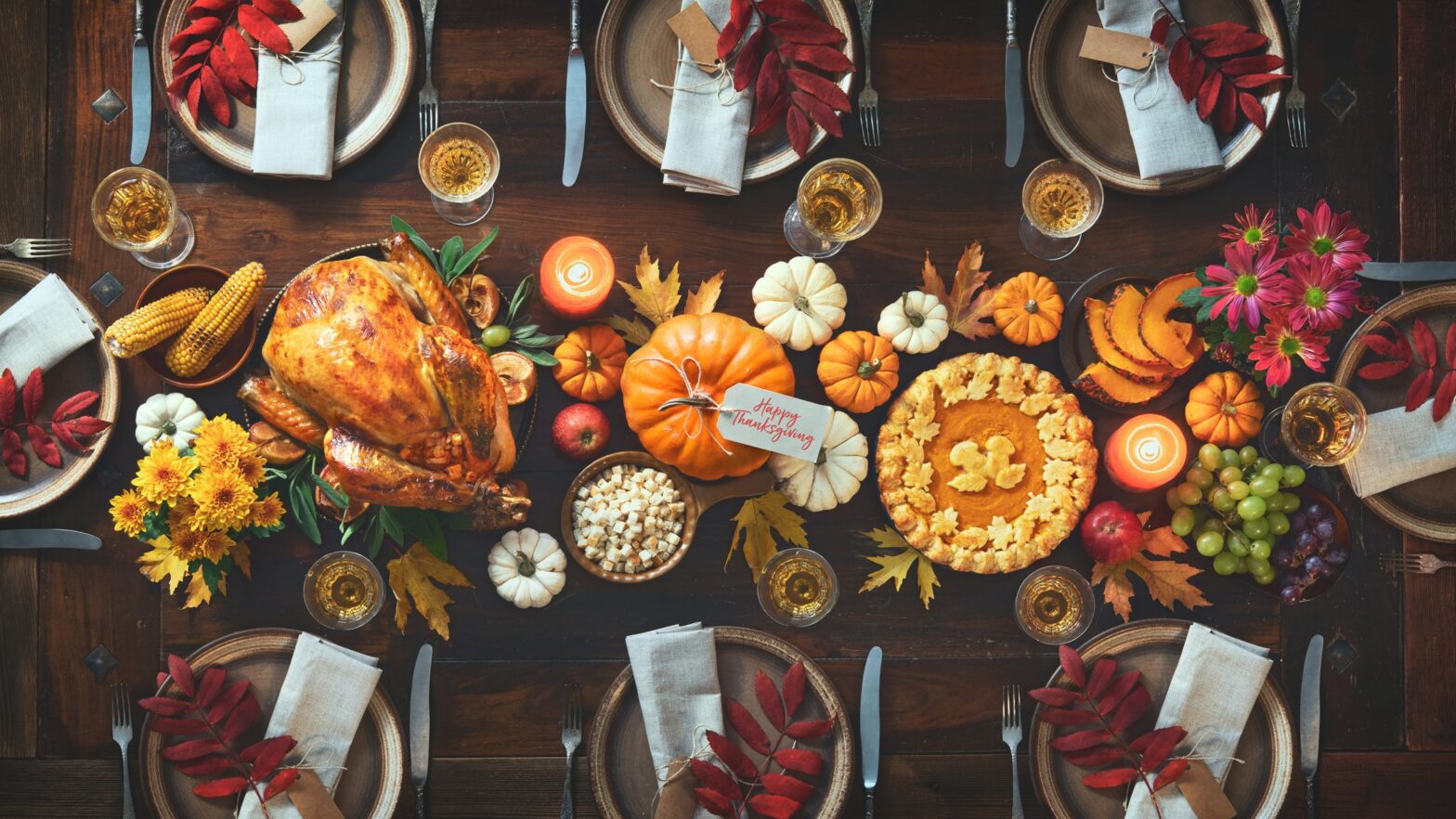 Featured image for post: Ways to Give Back And Make A Difference This Thanksgiving